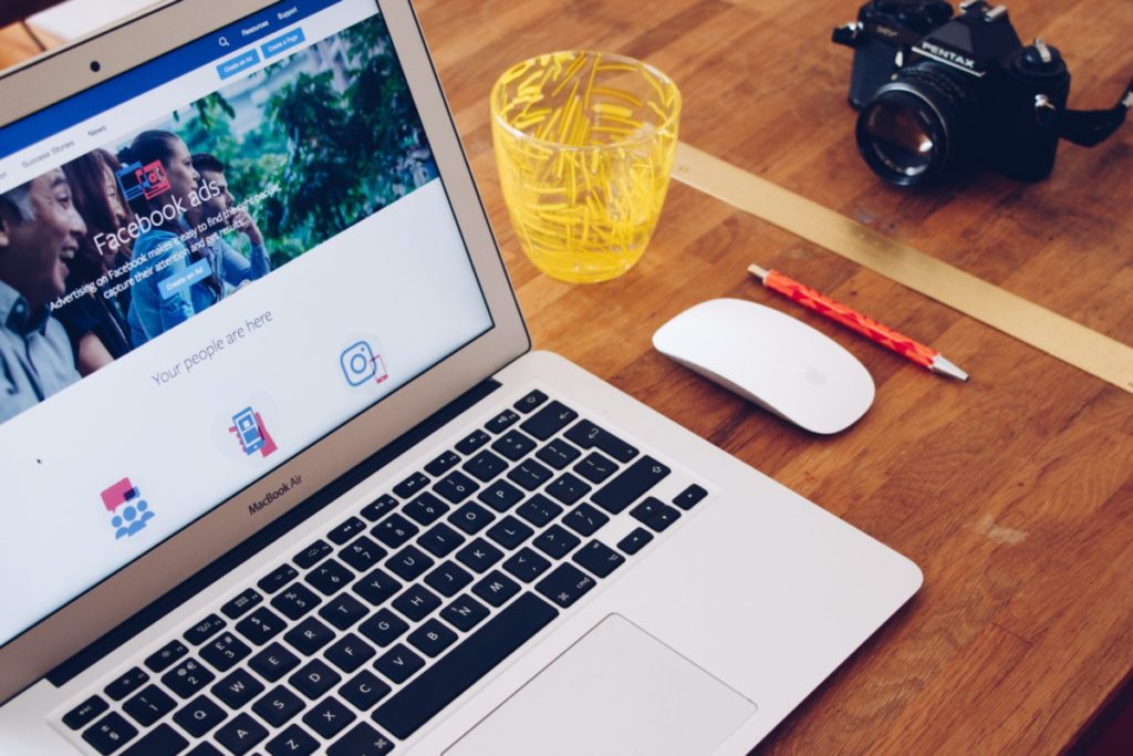 Facebook Ads help real estate agents reach more buyers and sellers in their local market.